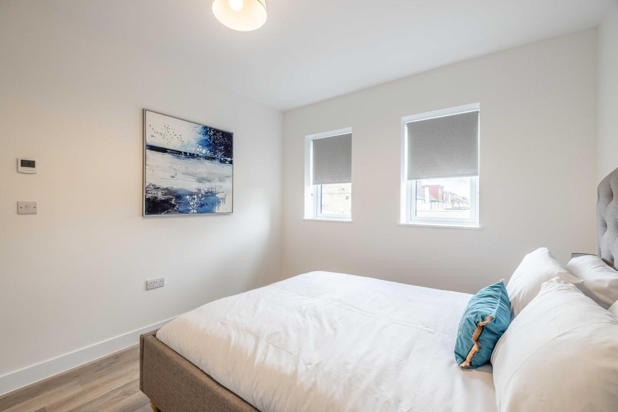 Entr - Modern Apartments In Windsor Exterior foto
